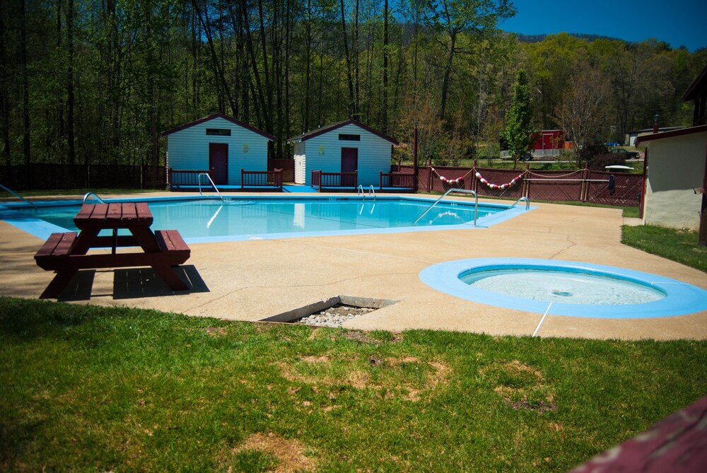 Country Hideaway at Mountain Lakes - photo 27