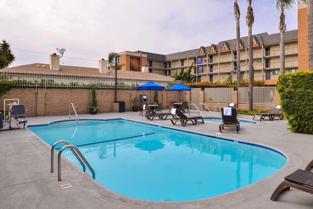 Best Western Airpark Hotel LAX Airport LA Stadium - photo 30