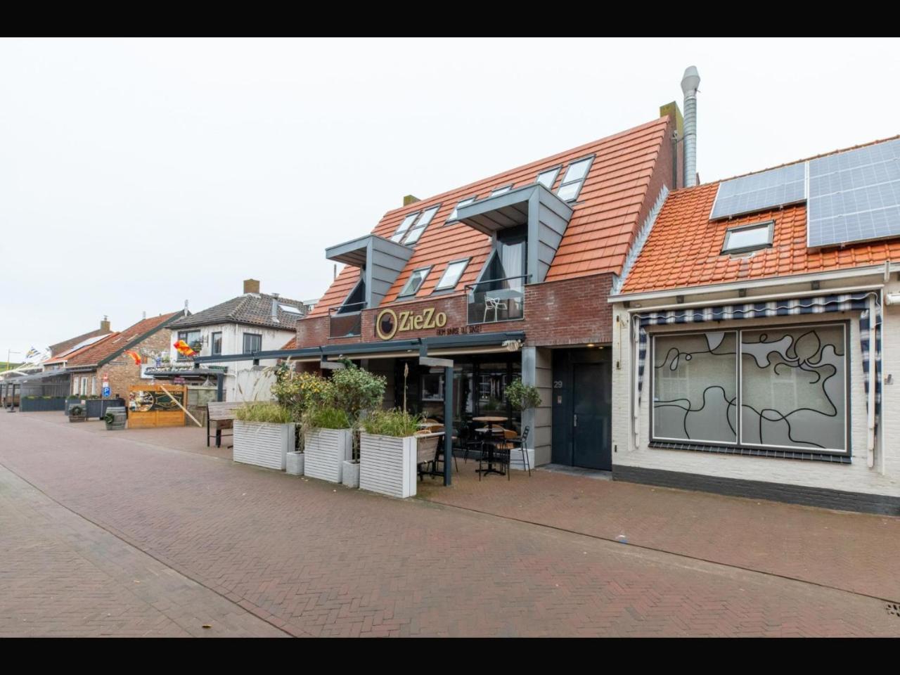 Wifi and golden beaches Home — 4-Star Luxury Hotel in Zoutelande, Netherlands