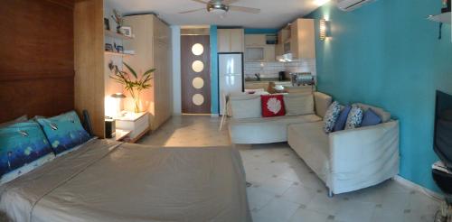 Cozy Beachfront Studio — San Juan — photo 3