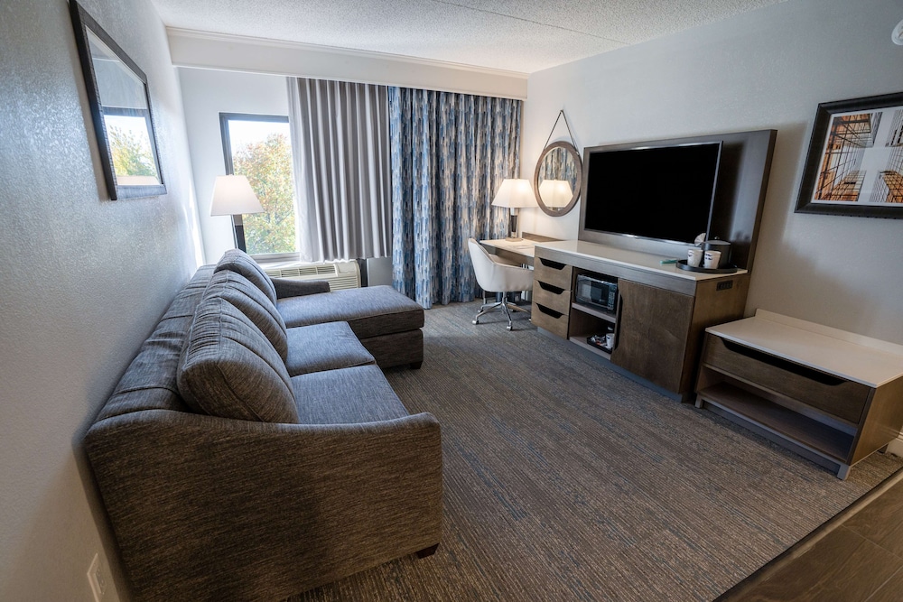 Hampton Inn & Suites Fairfield - photo 19