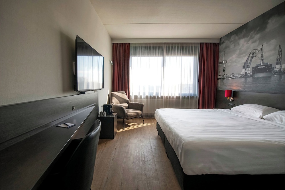 Bastion Hotel Rotterdam Alexander — 4-Star Luxury Hotel in Rotterdam, Netherlands