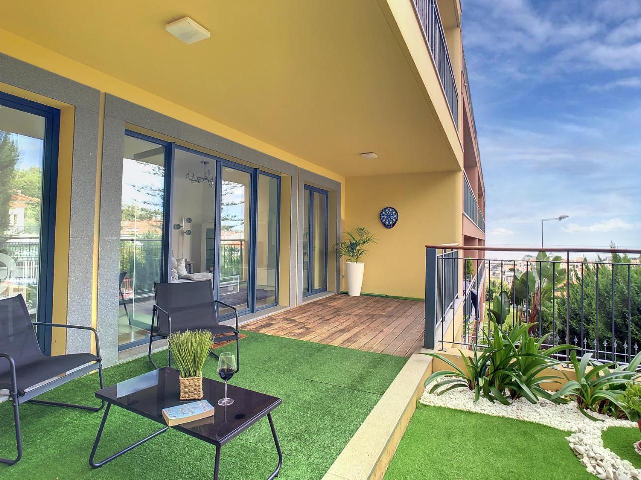 Samya Apartment by LovelyStay — 4-Star Luxury Hotel in Funchal, Portugal