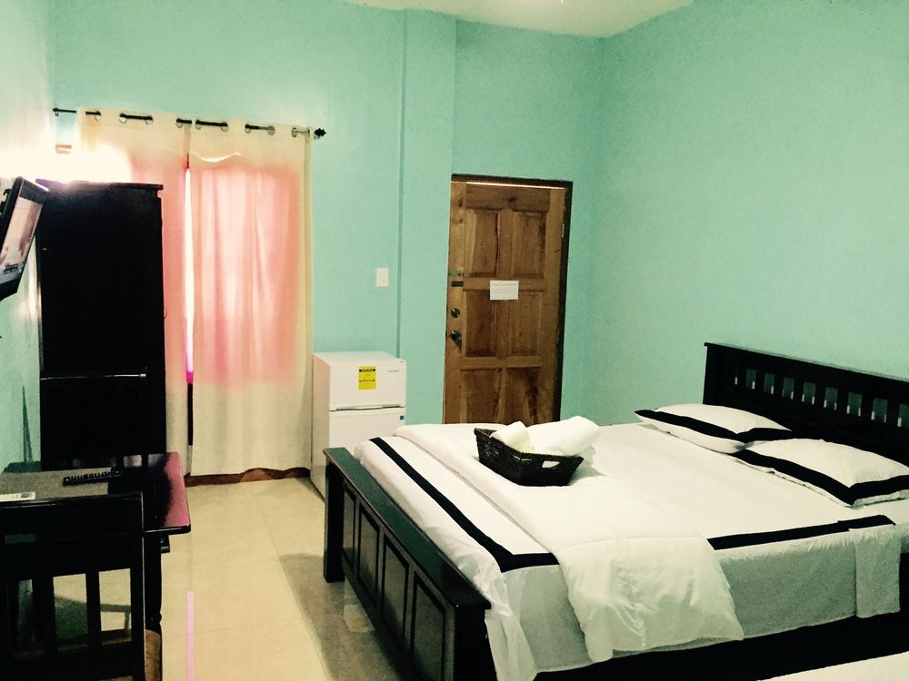 Hotel Ocean Paradise in San Pedro, Belize