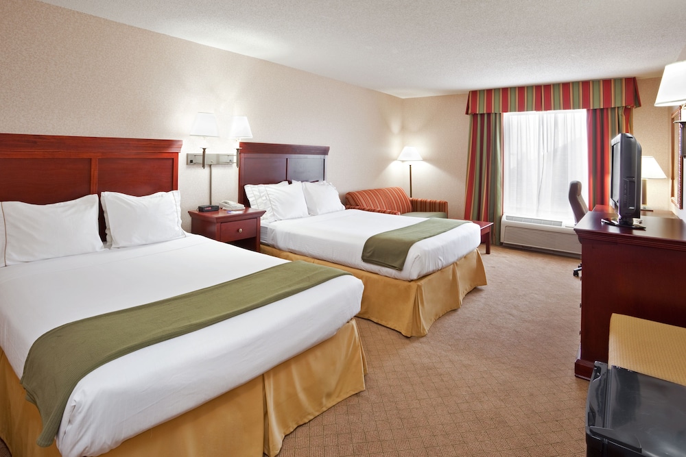 Holiday Inn Express Wilmington by IHG - photo 16