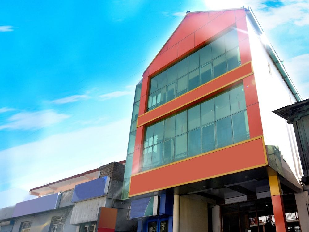 OYO 23604 Parth Regency in Kulu, India