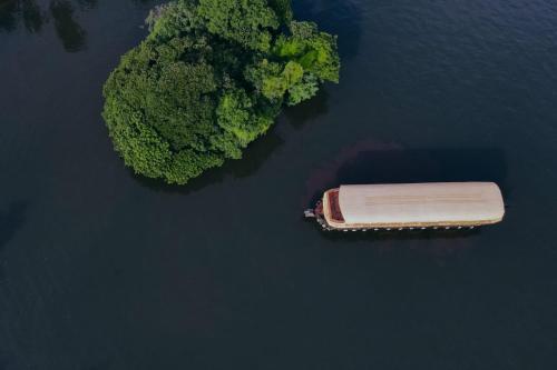 Elegant Boathouse in Alleppey, India