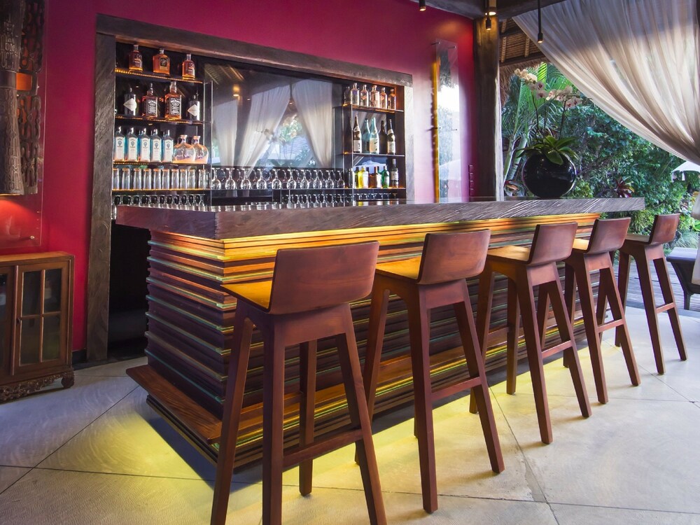 Lali Beach Hotel — hotel in Sonsonate