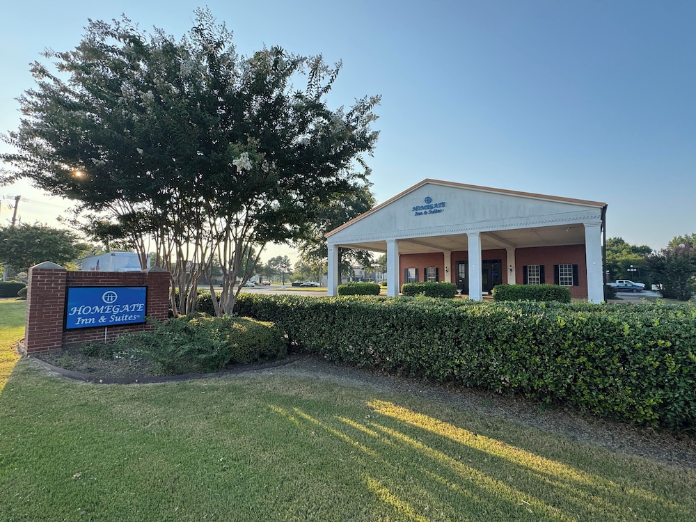Homegate Inn And Suites Collierville TN — hotel in Collierville