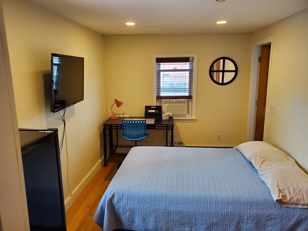 The Windsor Inn - photo 10