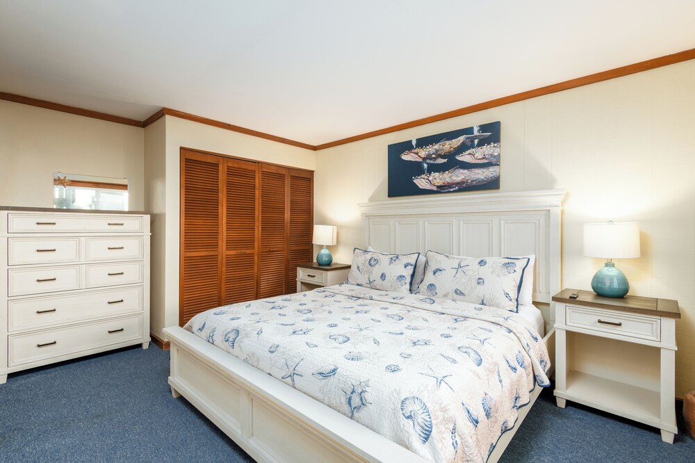 Little Creek Cove Beachfront Resort - photo 23