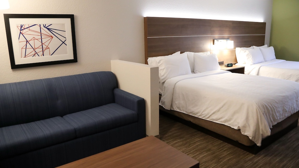 Holiday Inn Express & Suites Colorado Springs North by IHG - photo 14
