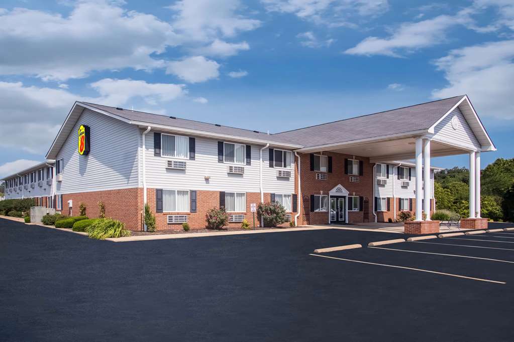 Super 8 by Wyndham Washington - featured photo