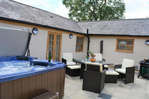 Ein Yfory — 5-Star Luxury Hotel in Benllech, United Kingdom