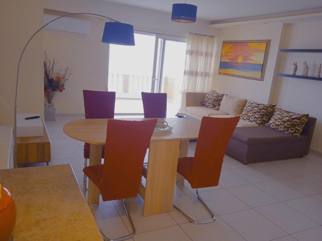 Demy's Apartment — 4-Star Luxury Hotel in Lavrio, Greece