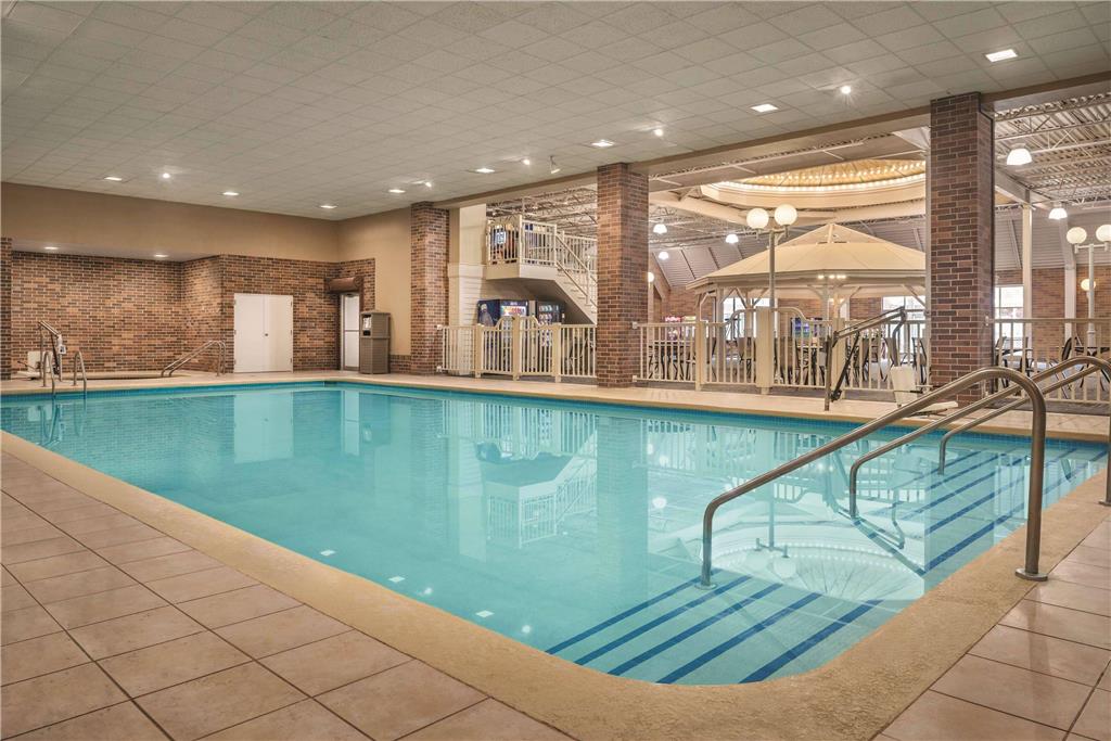 Radisson Hotel and Conference Center Fond du Lac - photo 11