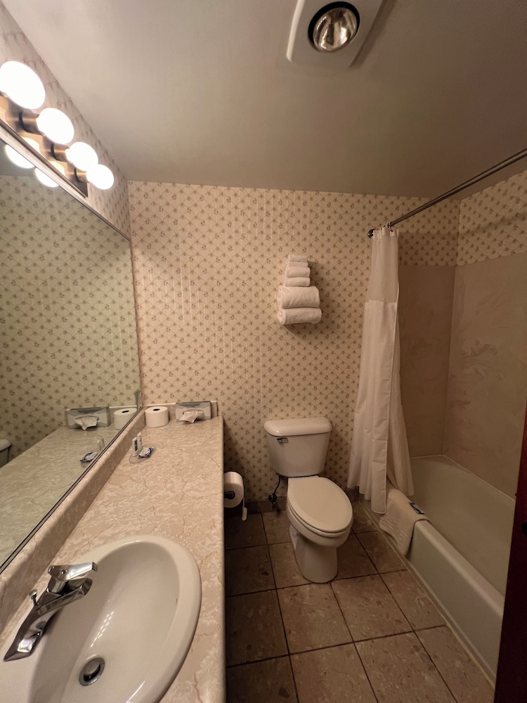 Webb's Year Round Resort - photo 17
