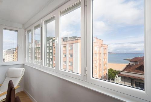 MyHouseSpain Moderno piso frente al mar in Gijon, Spain