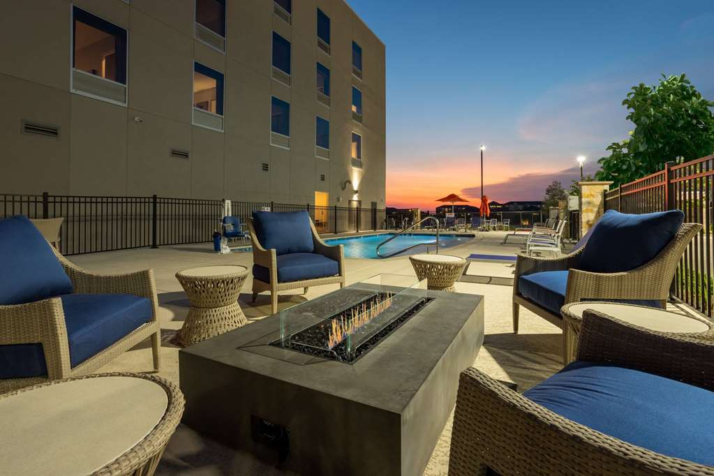 Hawthorn Extended Stay by Wyndham Pflugerville - photo 26