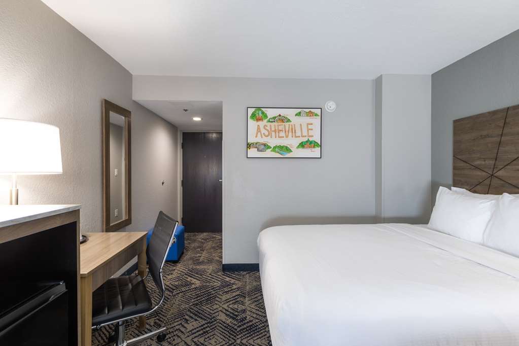 Rodeway Inn & Suites near Outlet Mall Asheville - photo 33