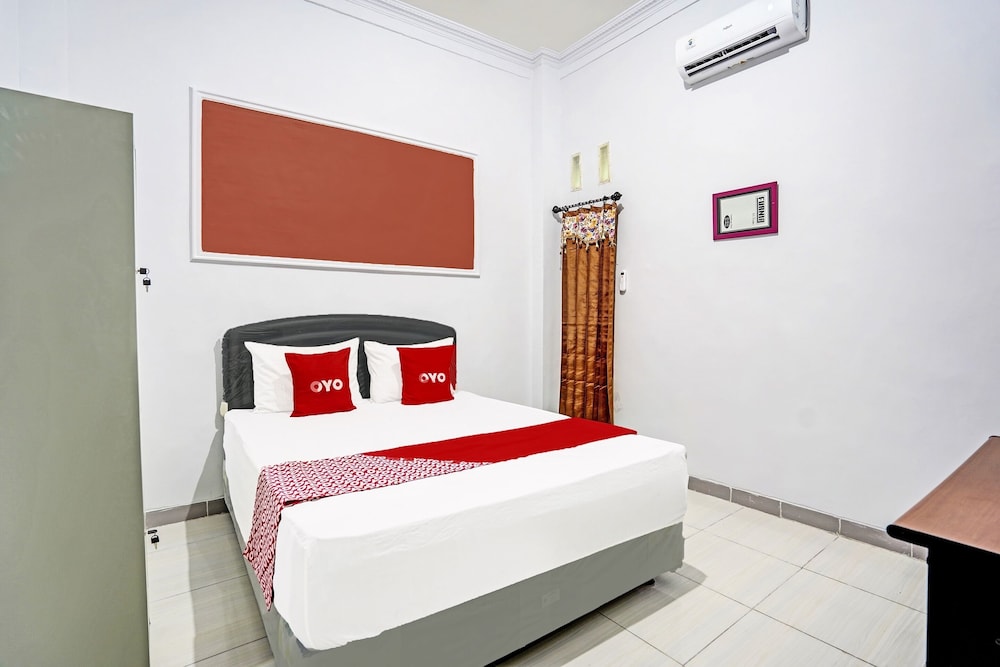 Oyo 91848 Kost As Salaam Syariah — Lamongan
