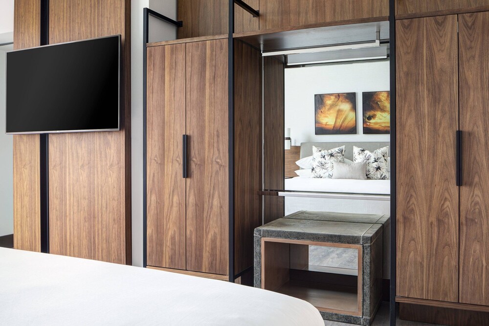 Odessa Marriott Hotel & Conference Center - photo 20