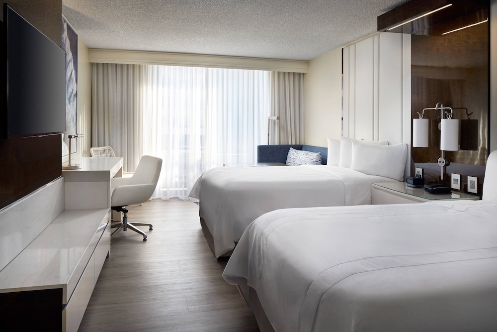 Irvine Marriott - photo 12