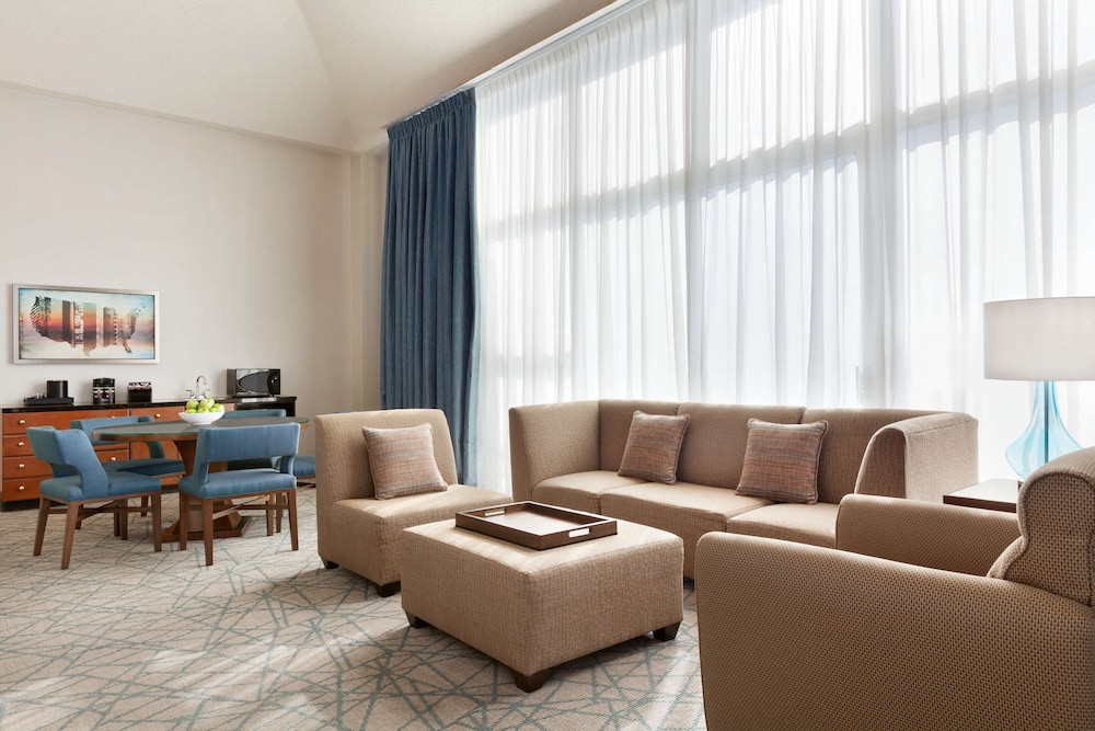 Embassy Suites by Hilton Brea North Orange County - photo 8