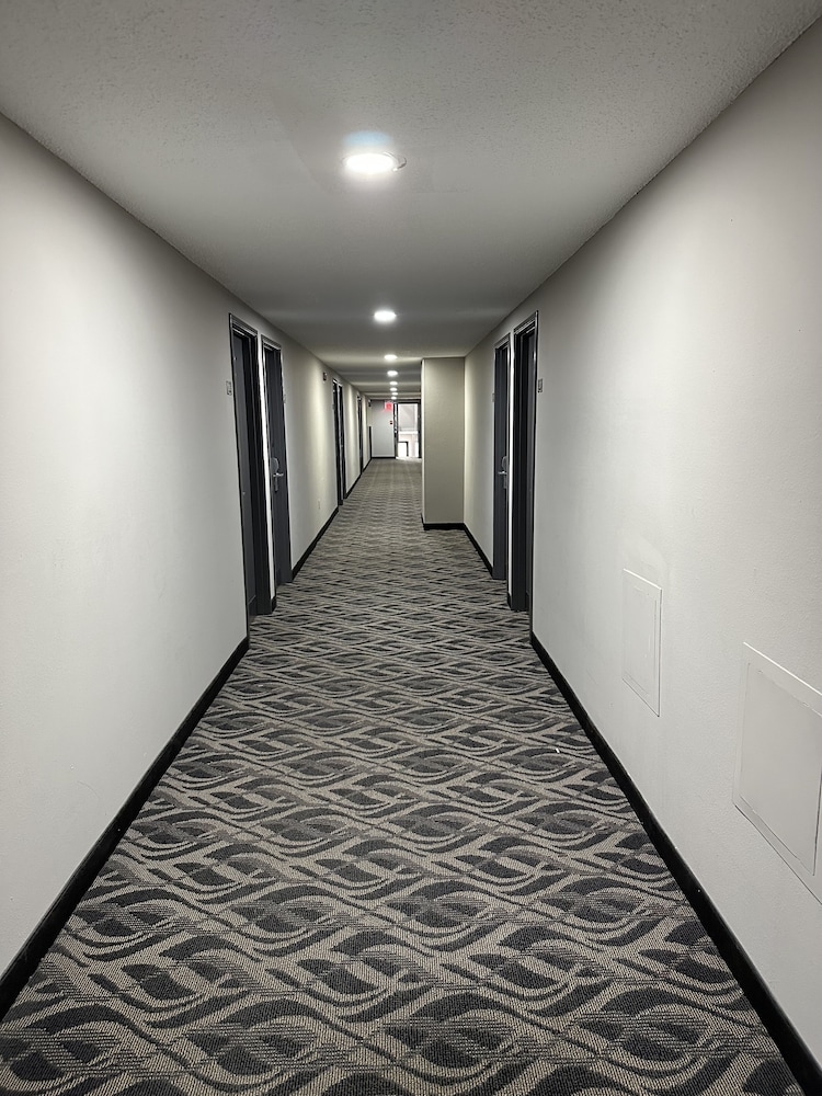 Yankton Inn - photo 21