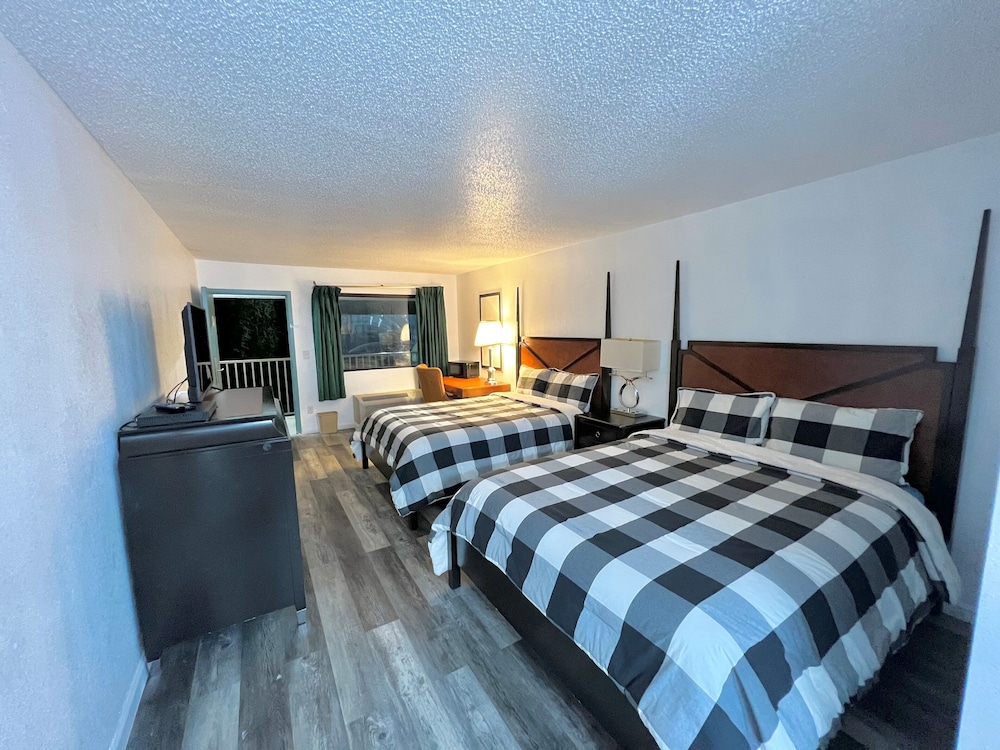 Bayou Inn & Suites - photo 7