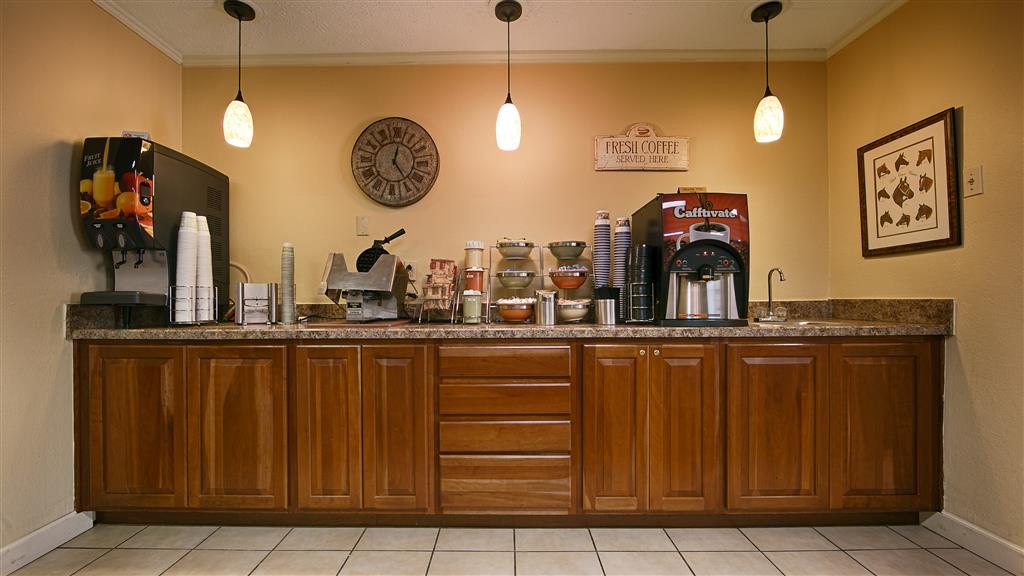 Best Western Shelbyville Lodge - photo 8