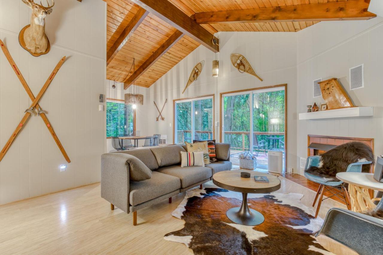 Lookout Lair in Mount Hood Village, United States