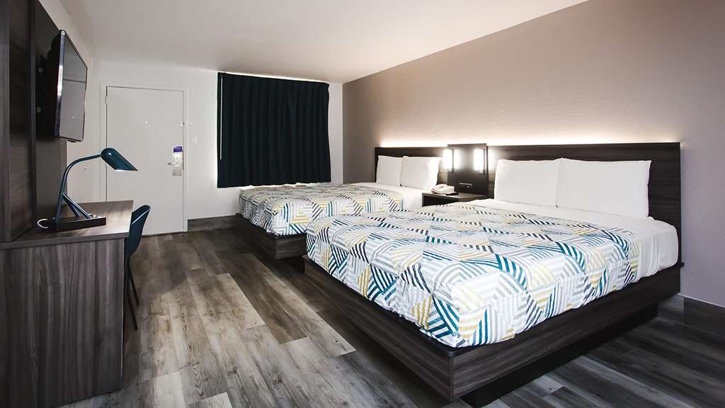 Motel 6 Houston TX Medical Center NRG Stadium - photo 15