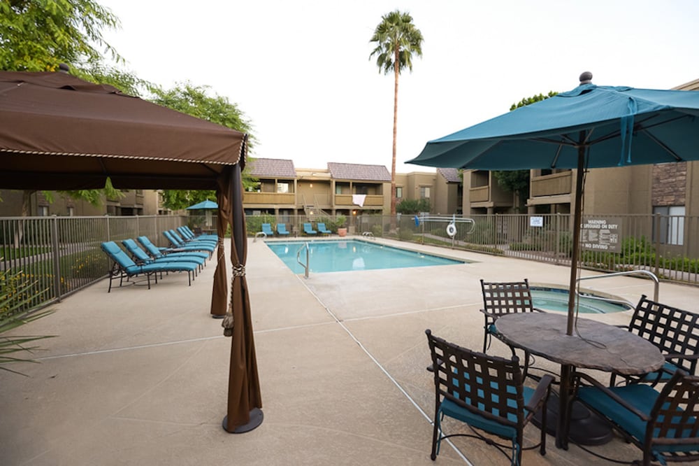 Traditional Touch 1BR by Casago — 4-Star Luxury Hotel in Scottsdale, United States