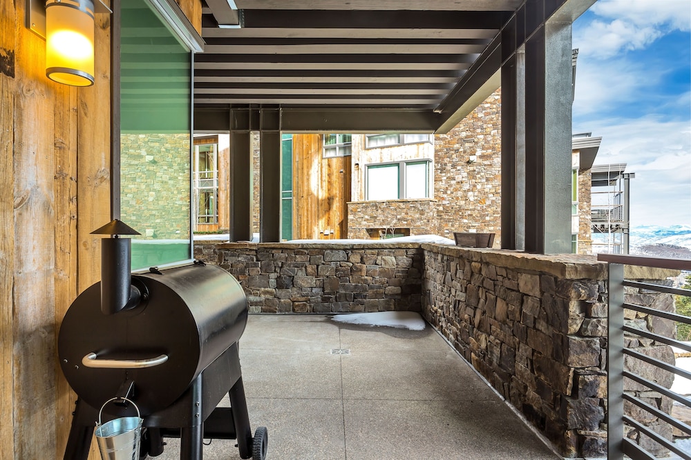Premium Five Bedroom Suite 5 Apartment Hotel by Redawning - photo 19