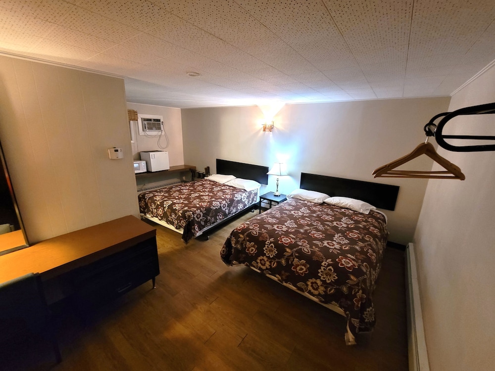 Norman Motel - photo 19