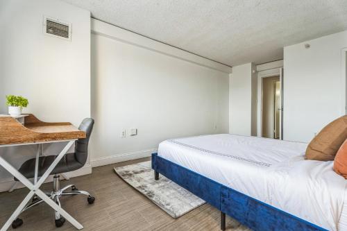 Legacy at Imperial Village 915 I 1 Bed 1 Bath — 4-Star Luxury Hotel in Richmond, United States