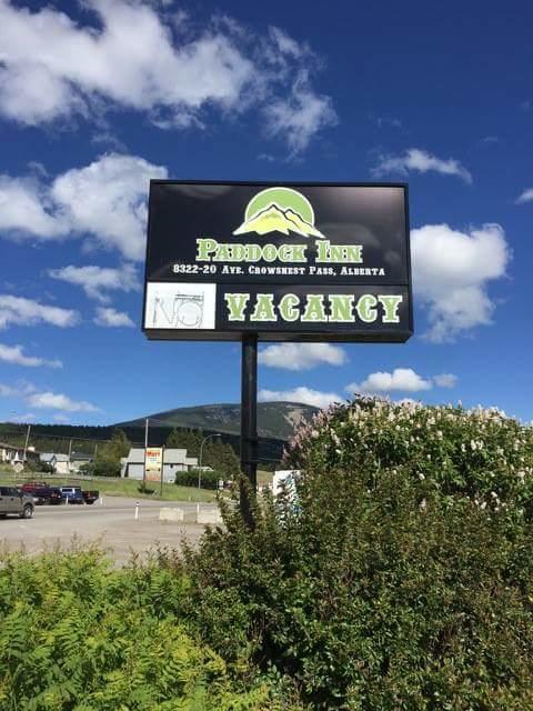 Paddock Inn — Waterton Park — photo 4