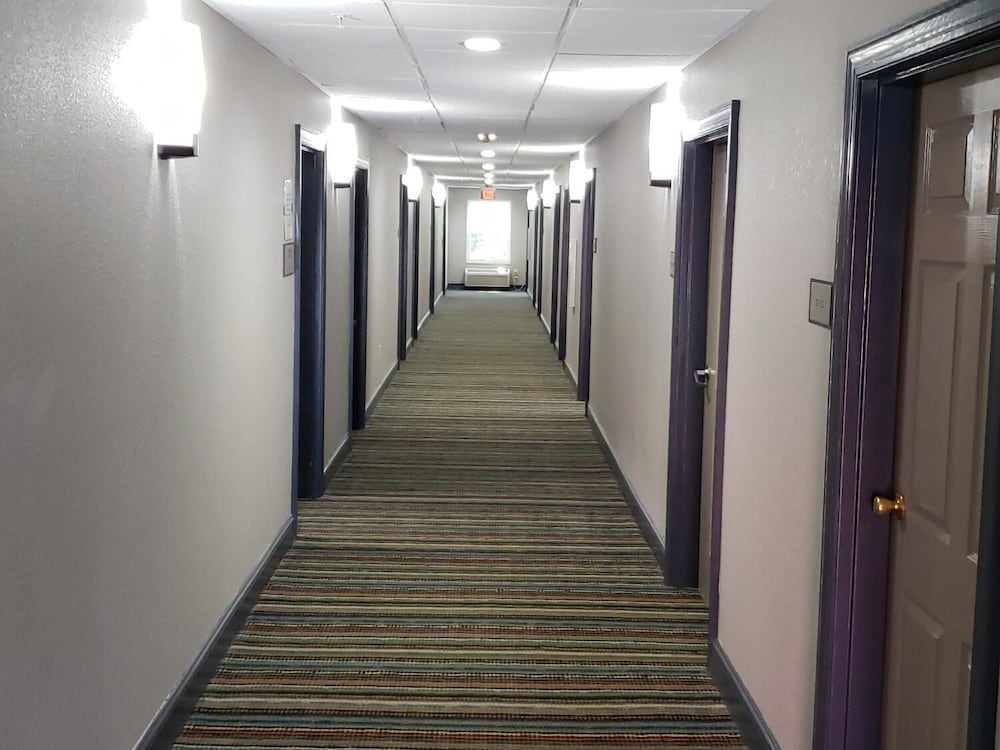 Country Inn & Suites by Radisson Rock Hill SC - photo 9