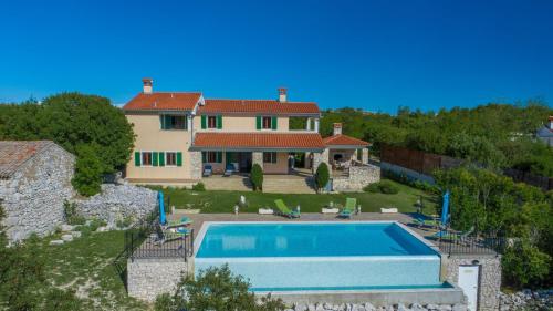 Villa Albina Skitaca — 4-Star Luxury Hotel in Rasa, Croatia