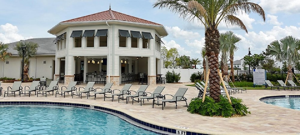 4802 LL Dream Getaway Luxury Townhome w Pool - photo 37