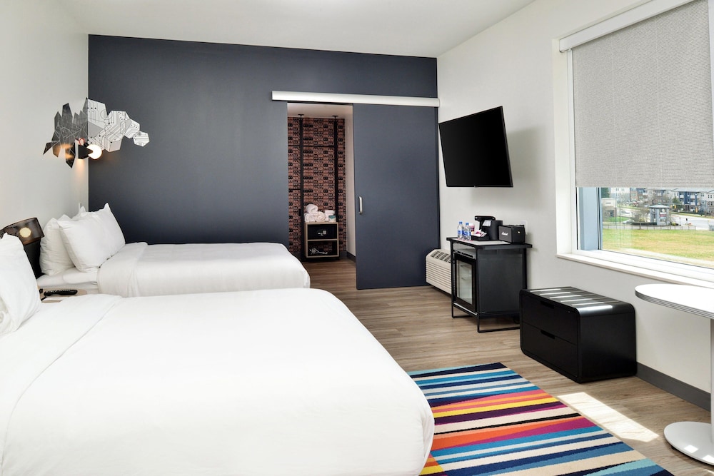 Aloft Charlotte Airport - photo 11