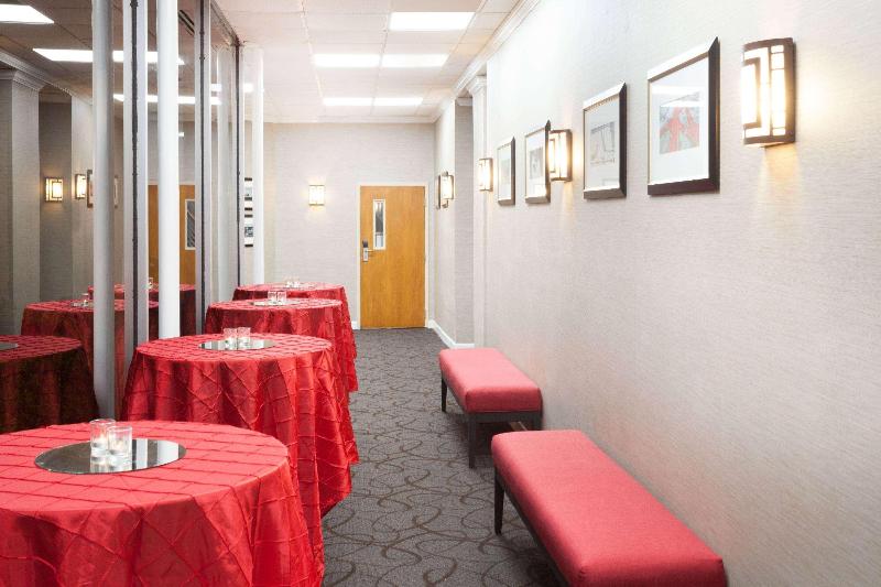 Ramada Plaza by Wyndham Chicago North Shore - photo 2