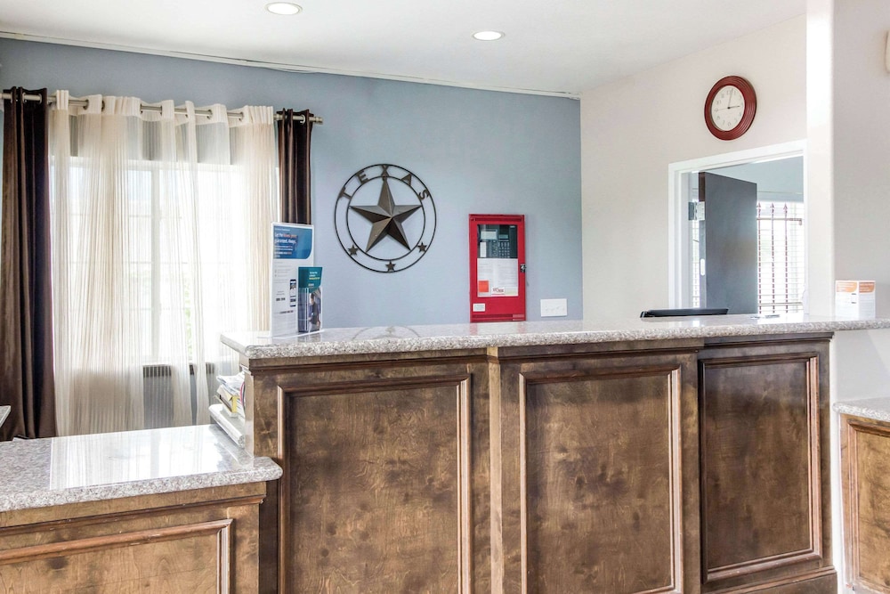 Rodeway Inn & Suites Port Arthur Groves — hotel in Port Arthur