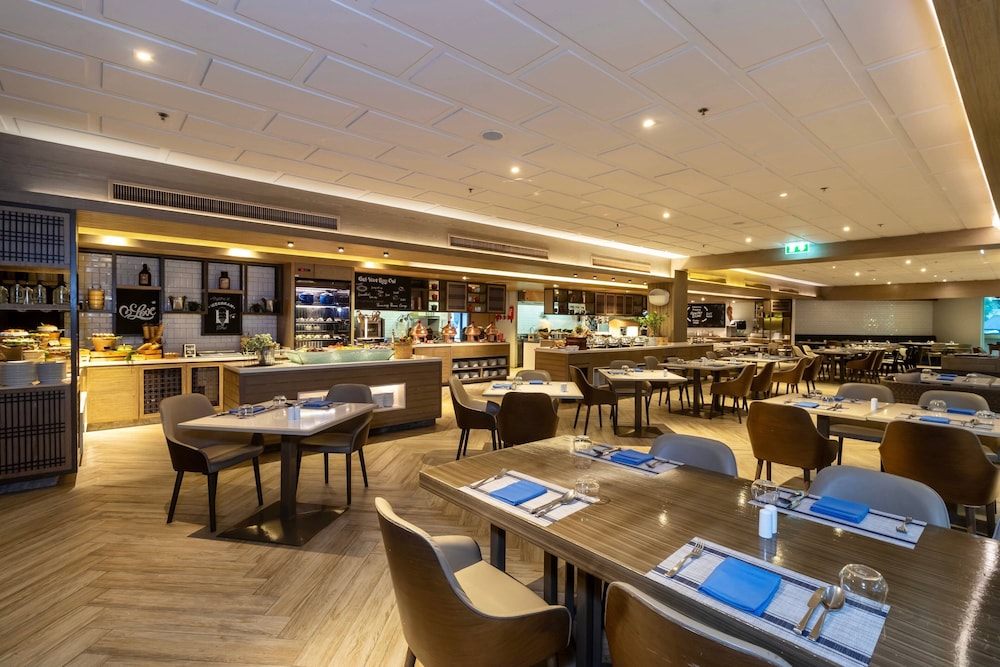 מזון ומשקאות