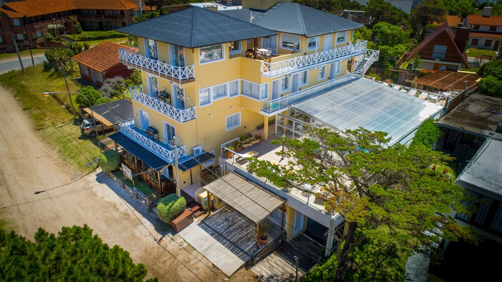 Dos Mareas Home Apart — 4-Star Luxury Hotel in Pinamar, Argentina