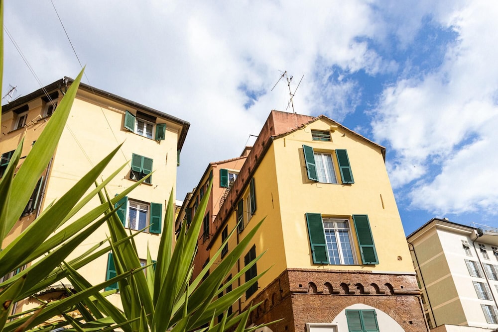 Brignole de Ferrari Apartments by Wonderful Italy — 4-Star Luxury Hotel in Genoa, Italy