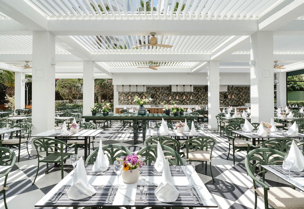 מזון ומשקאות