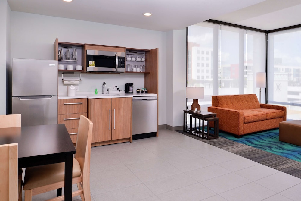 Home2 Suites by Hilton Tampa Downtown Channel District - photo 26