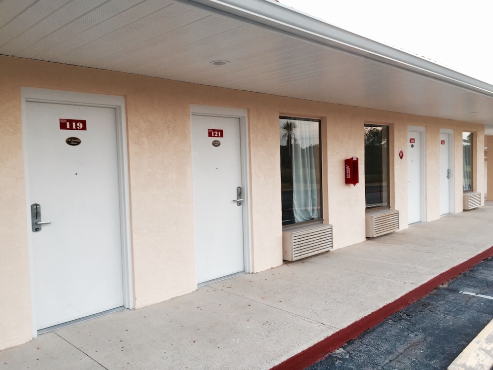 Palms Garden Inn - photo 36